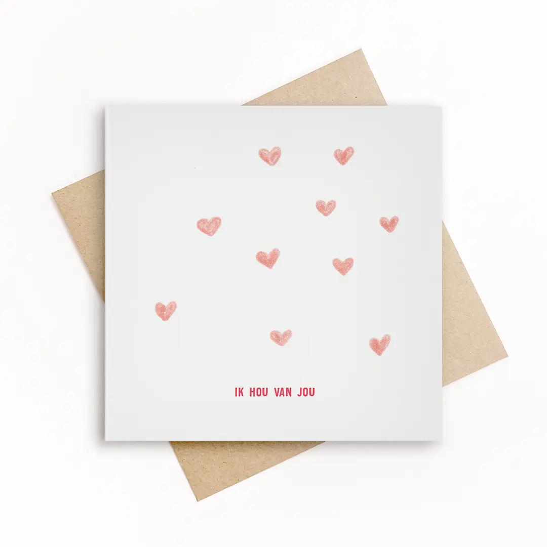 Wenskaart met roze hartjes en de tekst ik hou van jou, minimalistische liefdeskaart met kraft envelop