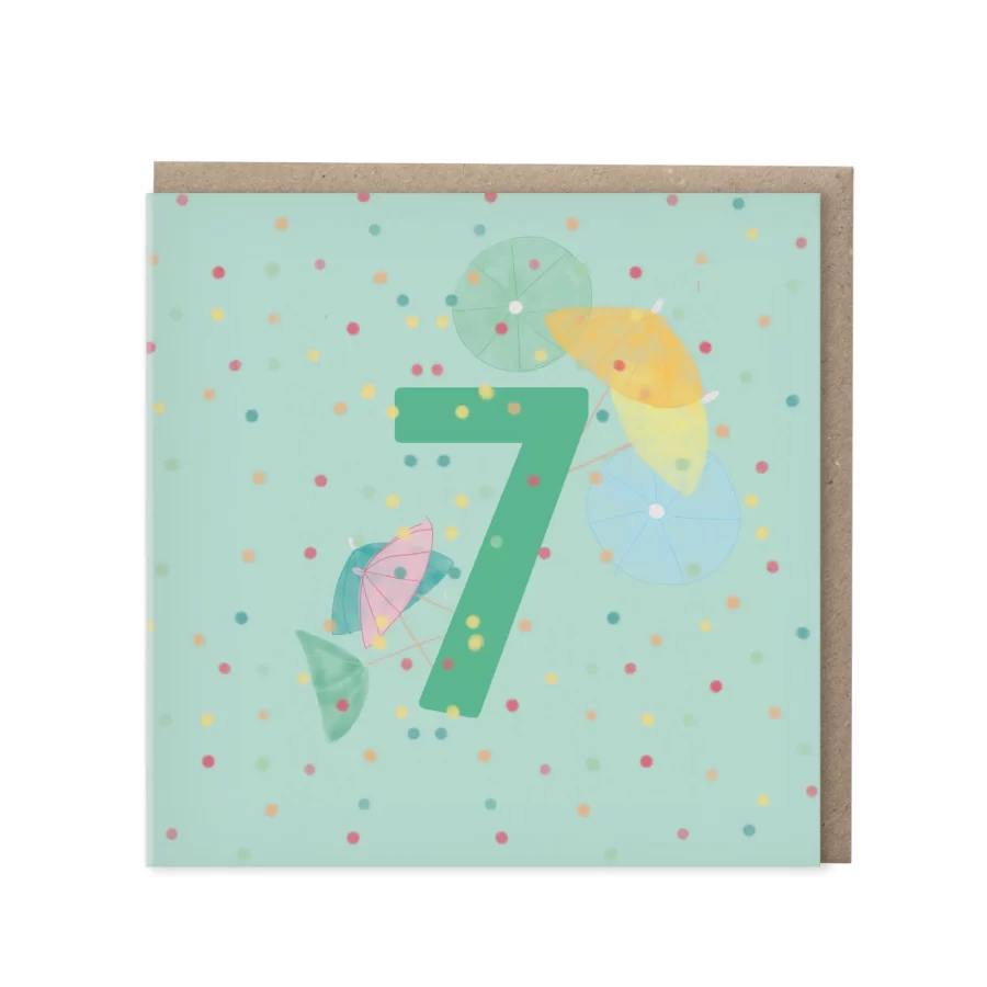 Mintgroene wenskaart met groen cijfer 7 en aquarel cocktailparasolletjes op confetti-achtergrond